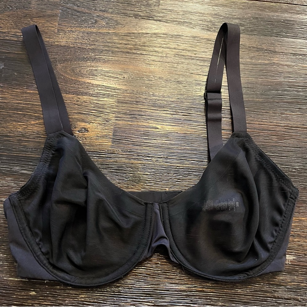 Skims Underwire Bra Size 32D